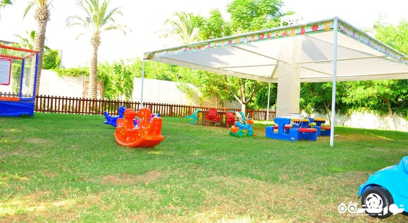 محوطه مخصوص بازی کودکان